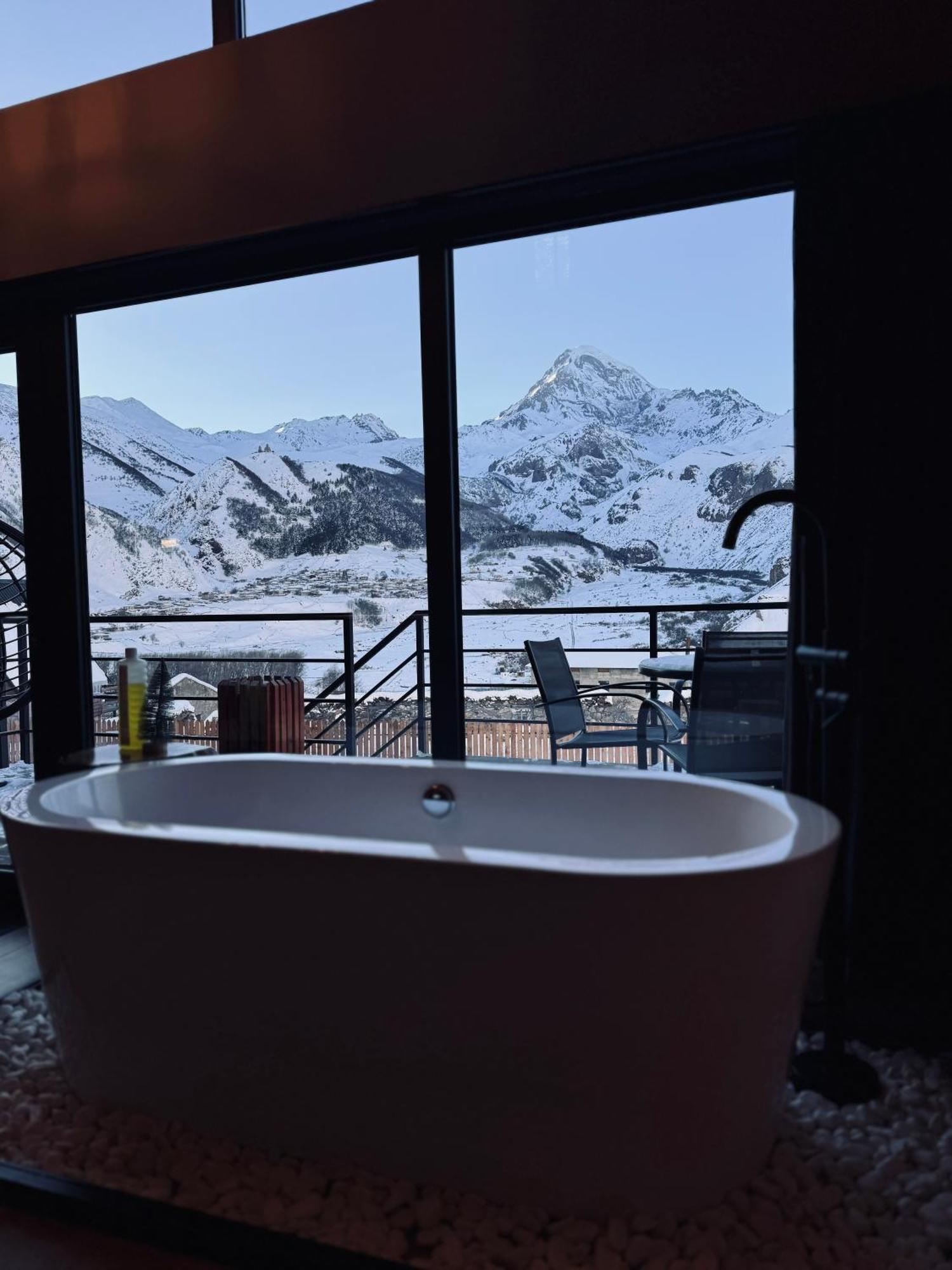 Kazbegi Story Villa Exterior photo